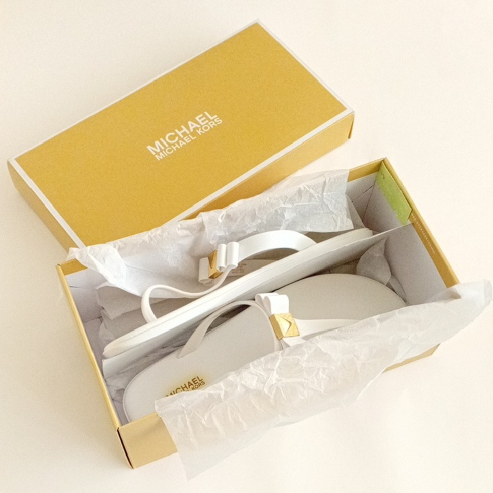 MICHAEL Michael Kors Caroline Jelly Thong PVC White Gold Sandals With Bow WMN 9M - Picture 3 of 16